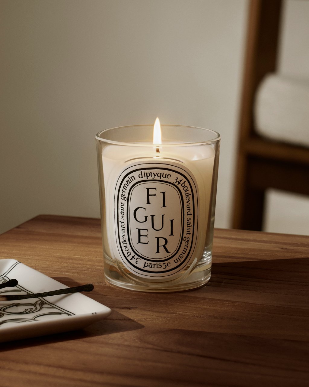 Ribbed Candle Holder with Oval Tray - For classic candles – Diptyque