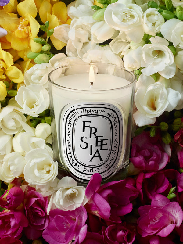 Freesia - Bougie modèle classique