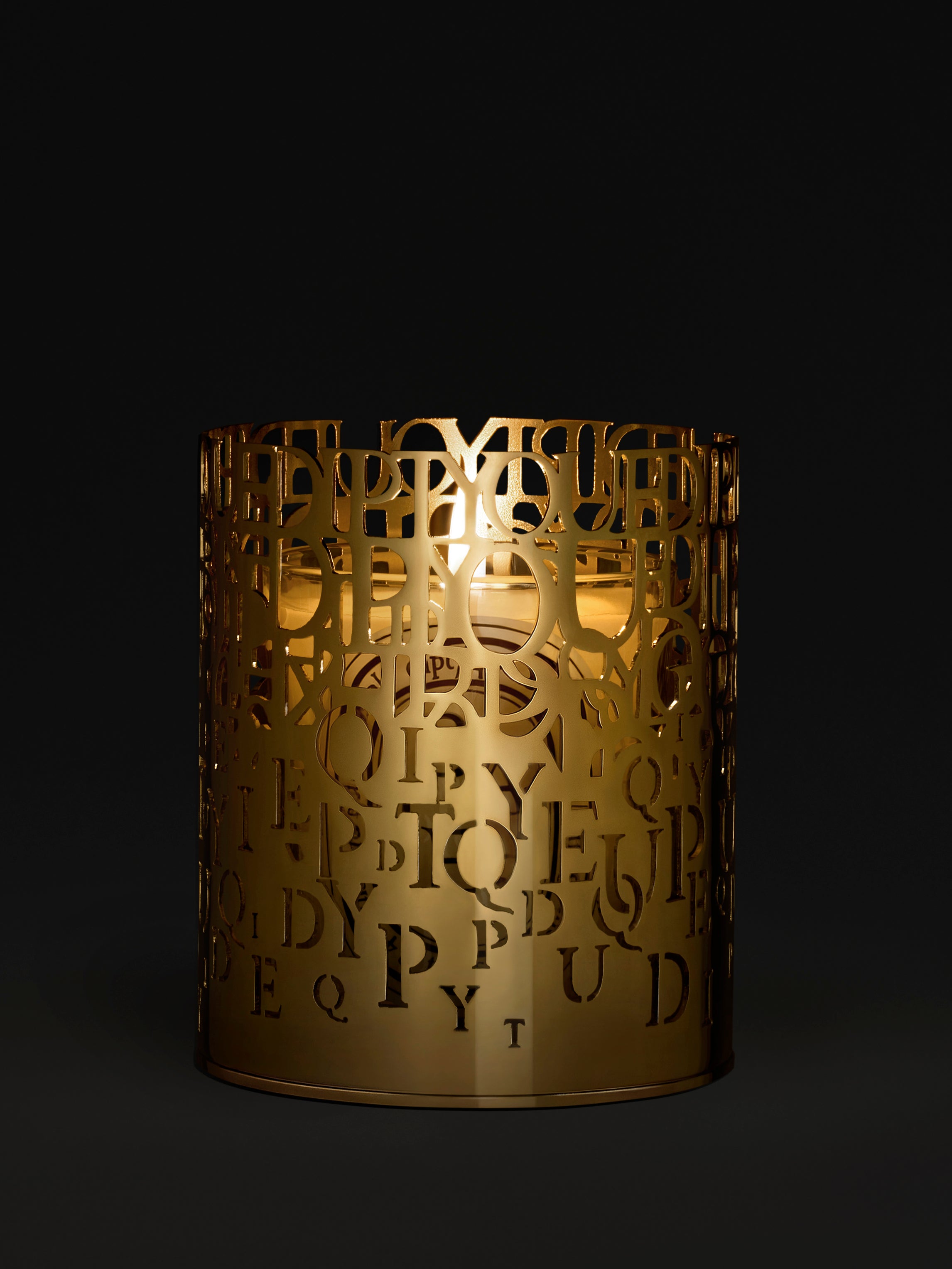 Alphabet candle holder - For classic candles – Diptyque